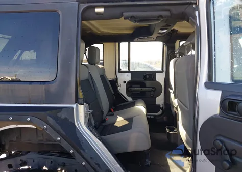 2010 Jeep Wrangler Unlimited Sport z USA, uszkodzony, nr VIN 1J4BA3H16AL191986